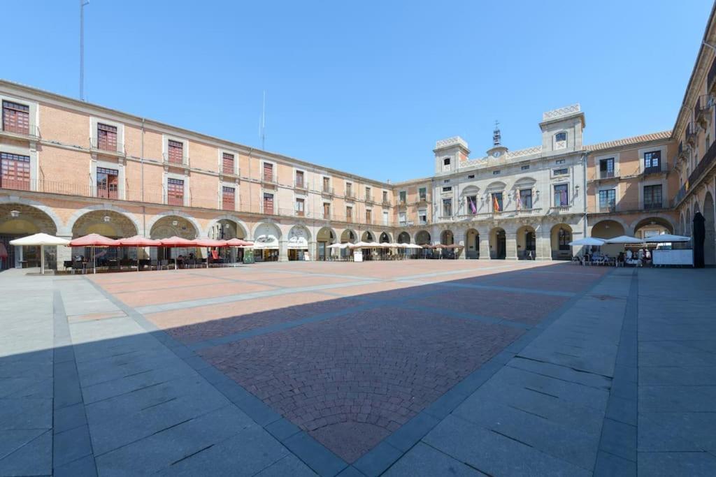 Apt - Plaza Mayor Of Avila - 1 Min Alcazar Exteriér fotografie