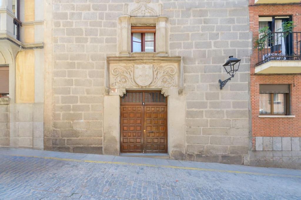 Apt - Plaza Mayor Of Avila - 1 Min Alcazar Exteriér fotografie